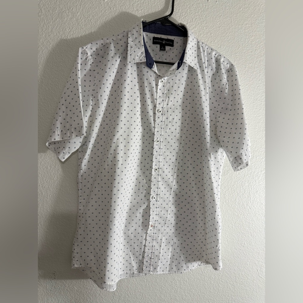 Beverly Hills Polo Club White and Black Patterned Short Sleeve Shirt - Picture 2 of 4